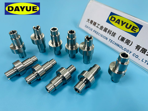 数控车床加工不锈钢偏...